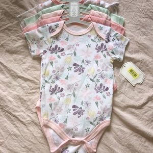 5 pc onesie set